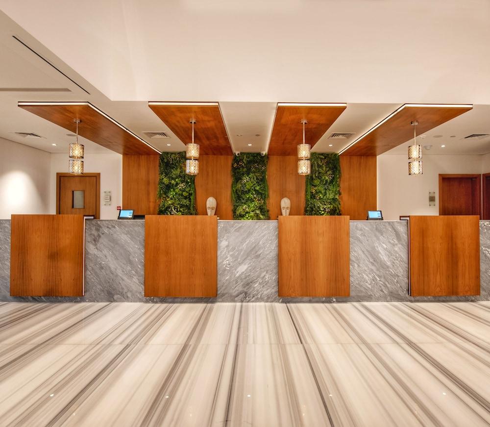Canal Business Bay Hotel