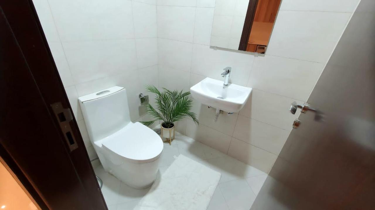 Hera Aparthotel