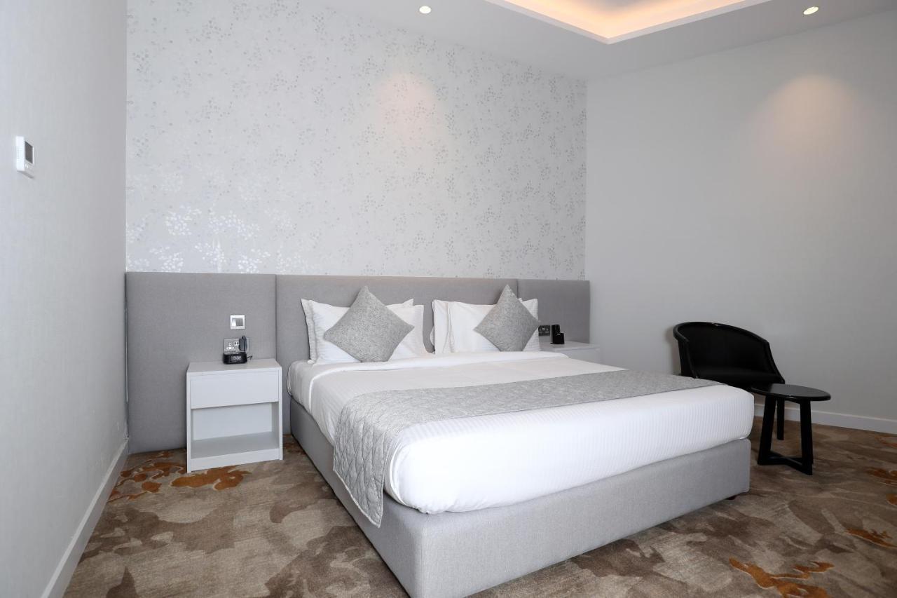 Estay Hotel Hotel 3*