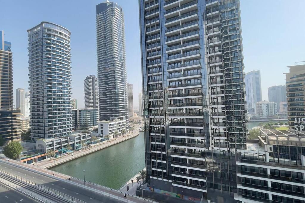 Premium Location, Cozy Dubai