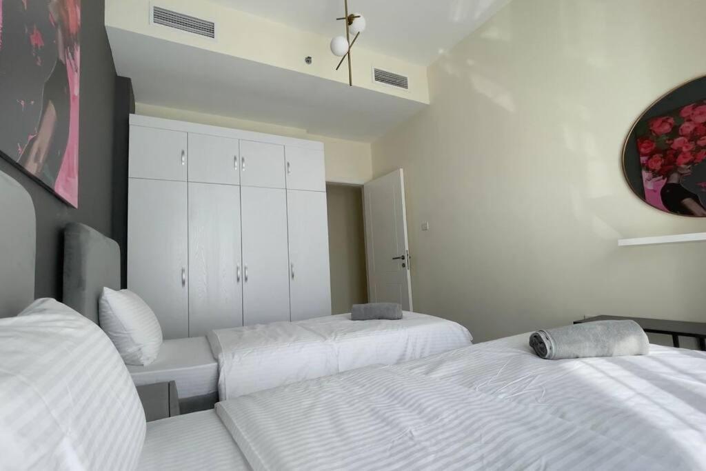 Premium Location, Cozy Apartment Dubai