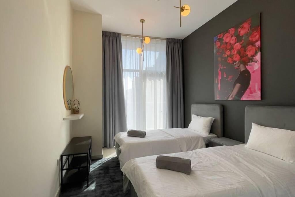 Premium Location, Cozy Dubai