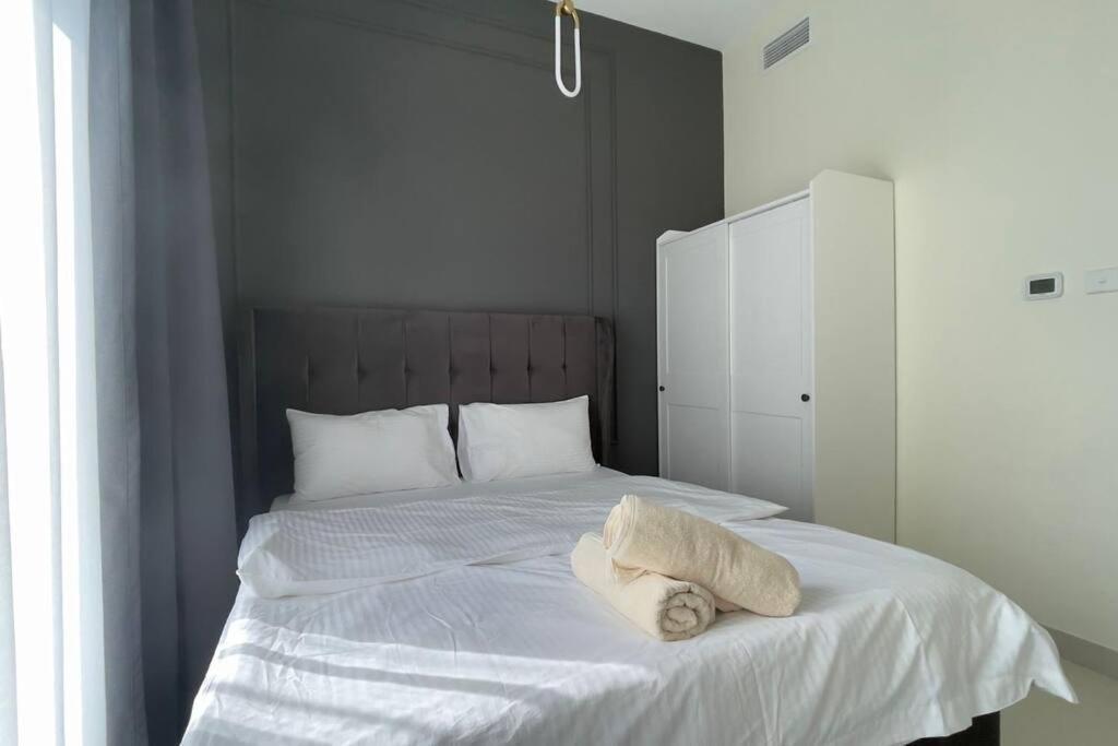 Premium Location, Cozy Apartment Dubai