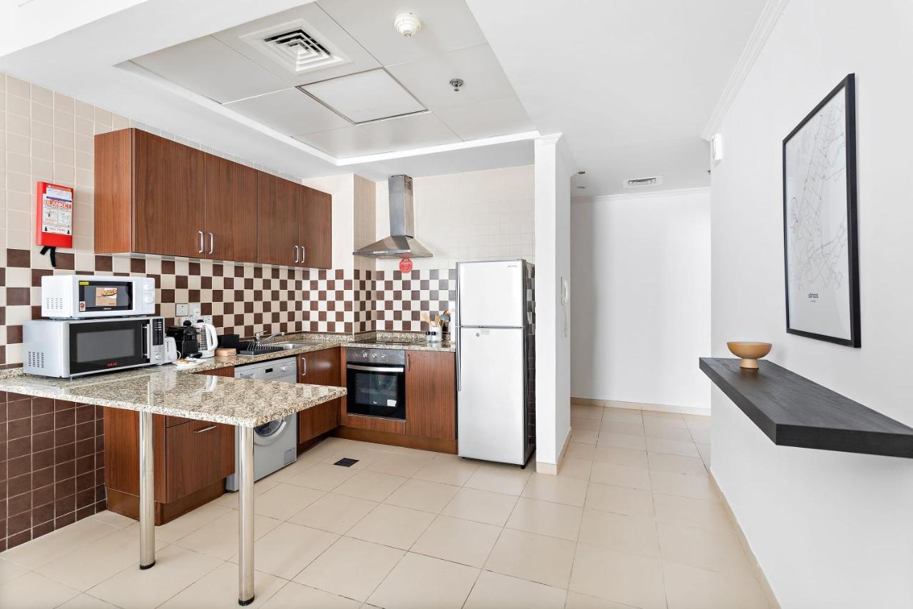 Silkhaus Modern Living In Art Apartment
