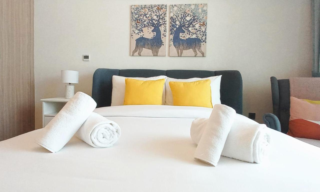 Modern Furnished Farhad Azizi Al Jaddaf Apartment Dubai