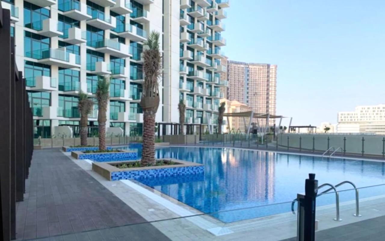 Modern Furnished Farhad Azizi Al Jaddaf Apartment *