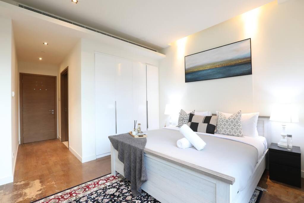 Apartment Manzil - Sleek 2br Nr Downtown & Mall Dubai