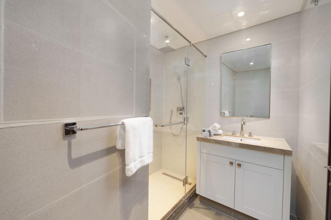 Maison Privee - Ultra Chic High-floor With Direct Burj Khalifa & Fountains Views Apartment *