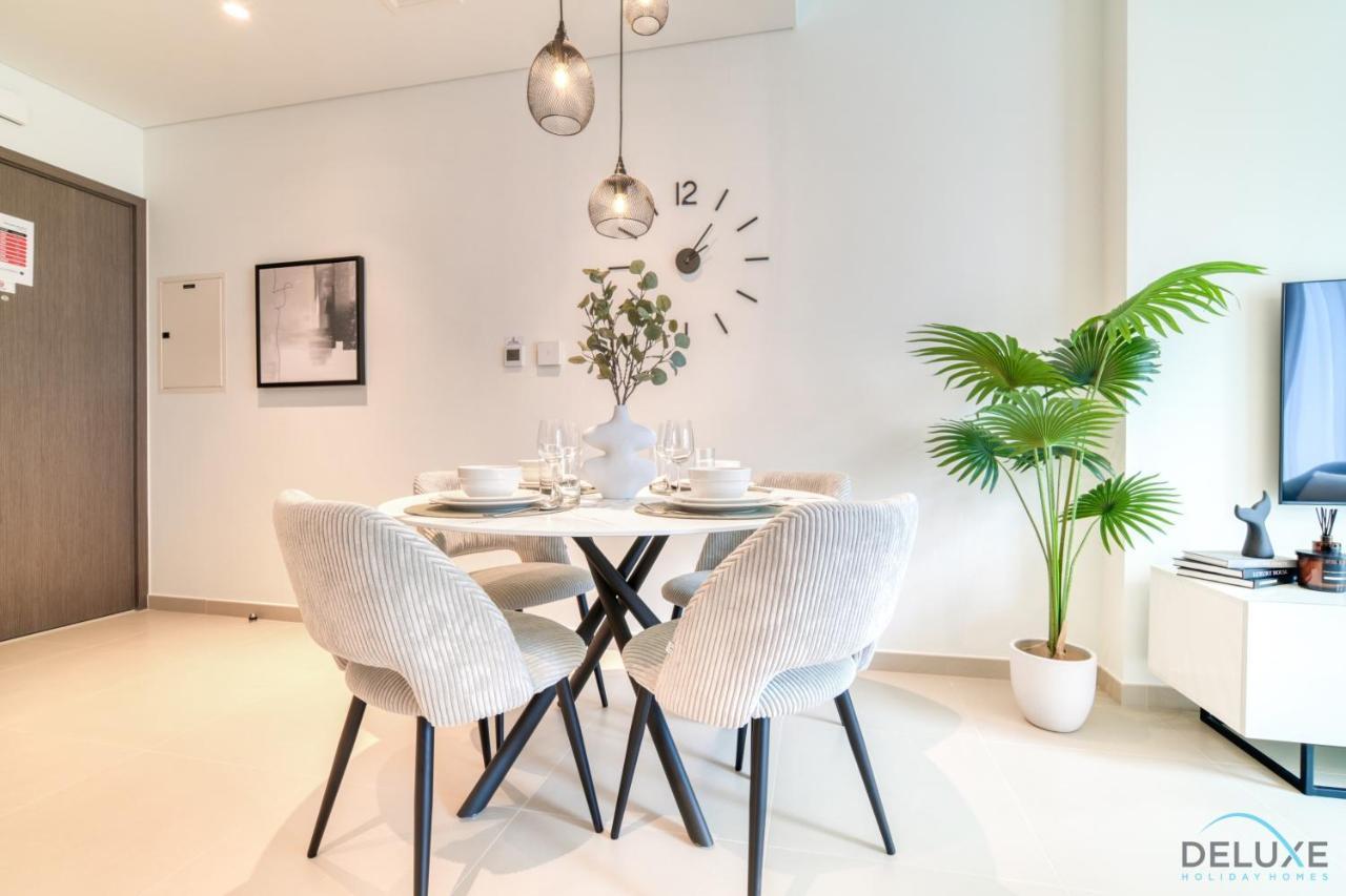 Sumptuous 1br At Act One Act Two Tower 1 Downtown By Deluxe Homes *
