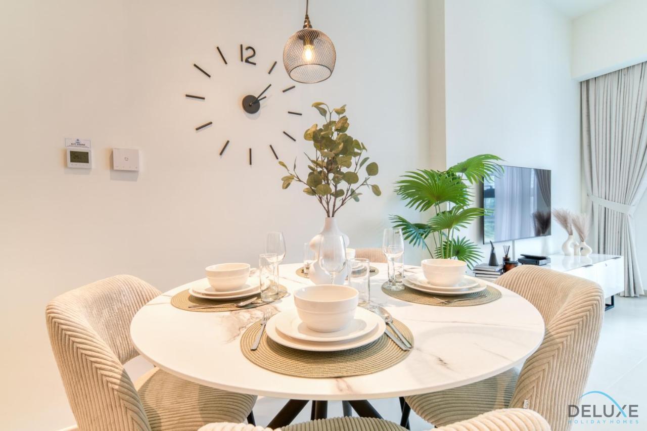 Sumptuous 1br At Act One Act Two Tower 1 Downtown By Deluxe Homes Apartment *