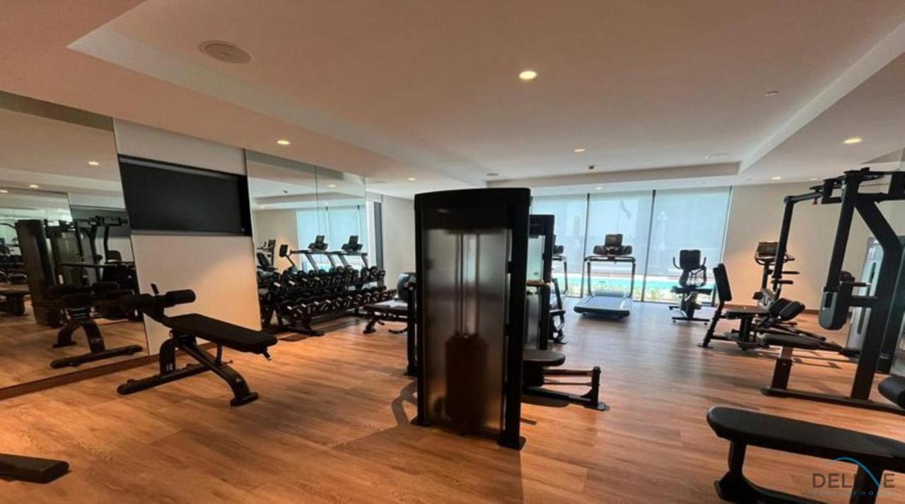 Apartment Sumptuous 1br At Act One Act Two Tower 1 Downtown By Deluxe Homes