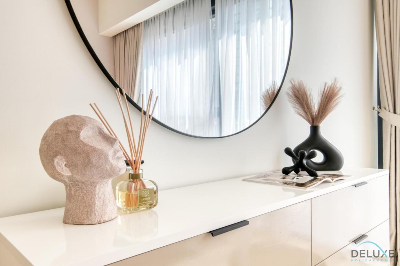 Sumptuous 1br At Act One Act Two Tower 1 Downtown By Deluxe Homes Apartment *