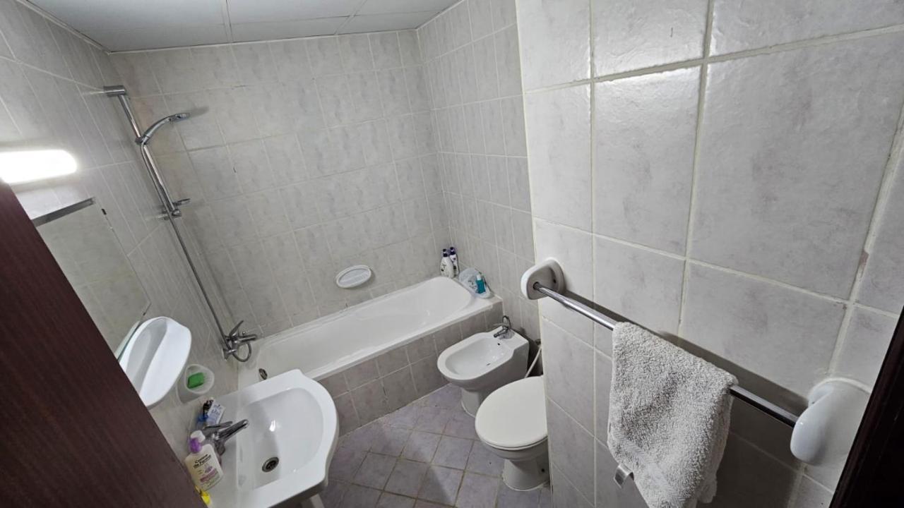 Al Ahmer Apartment Dubai