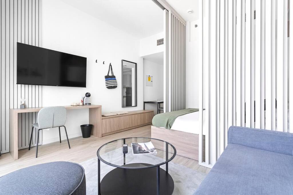 Apartment Exclusive By Burj Khalifa And Mall, High Floor *