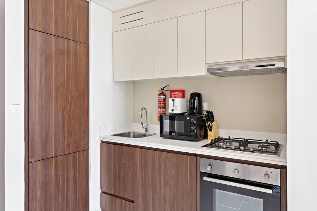 Stonetree - Modern 1br In Vera * Dubai
