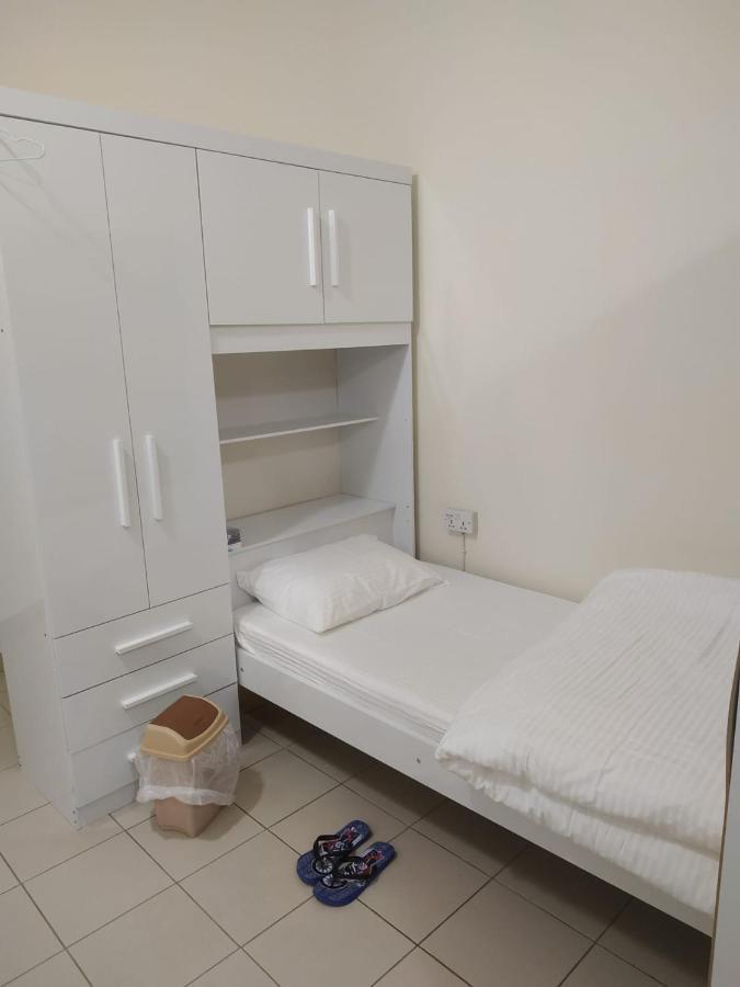Ruby Star For Male- 4 R- 4 Hostel