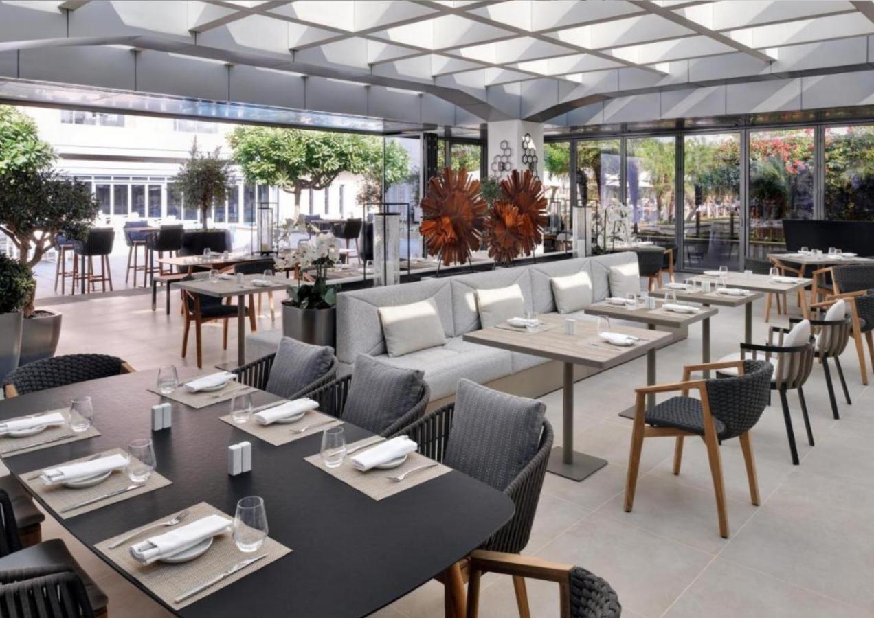 Emaar Residences Fashion Avenue - Former Address Mall Residences By Qstay *