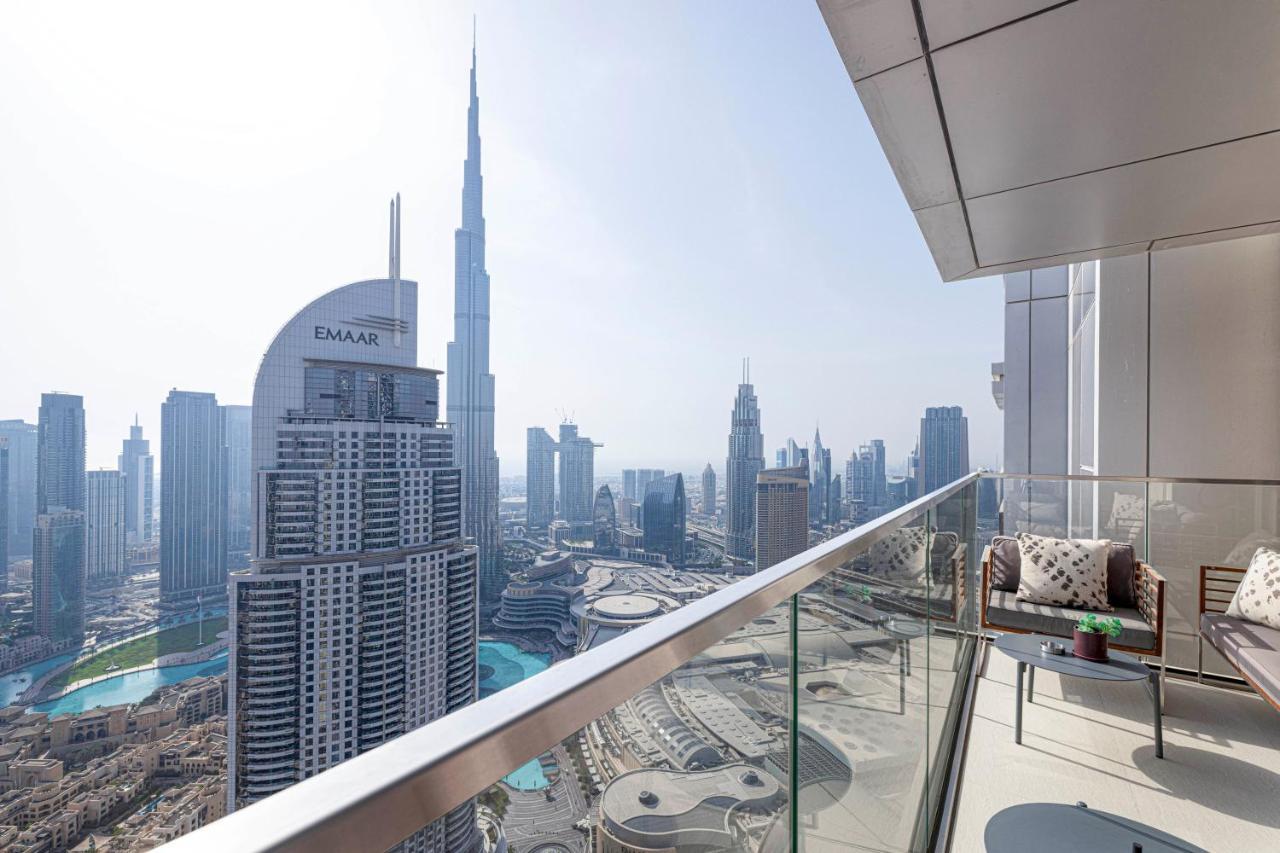 Apartment Luxurious Escape 3 1 Bedroom, Downtown Mall Dubai