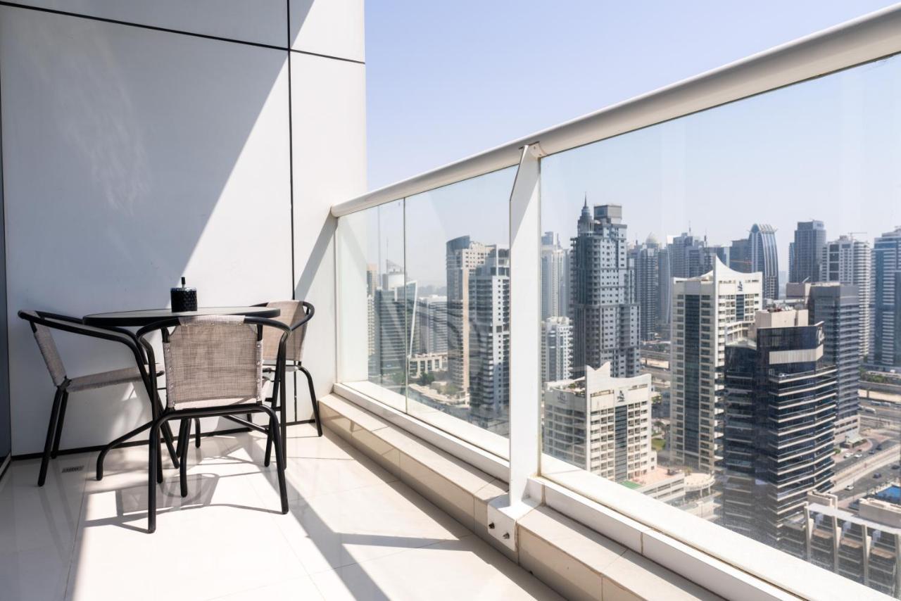 Luxury Private Jacuzzi In The Heart Of Marina Jbr