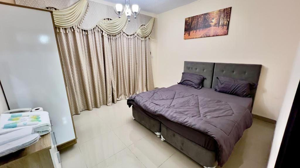 Apartment Golden Gulf L L C *