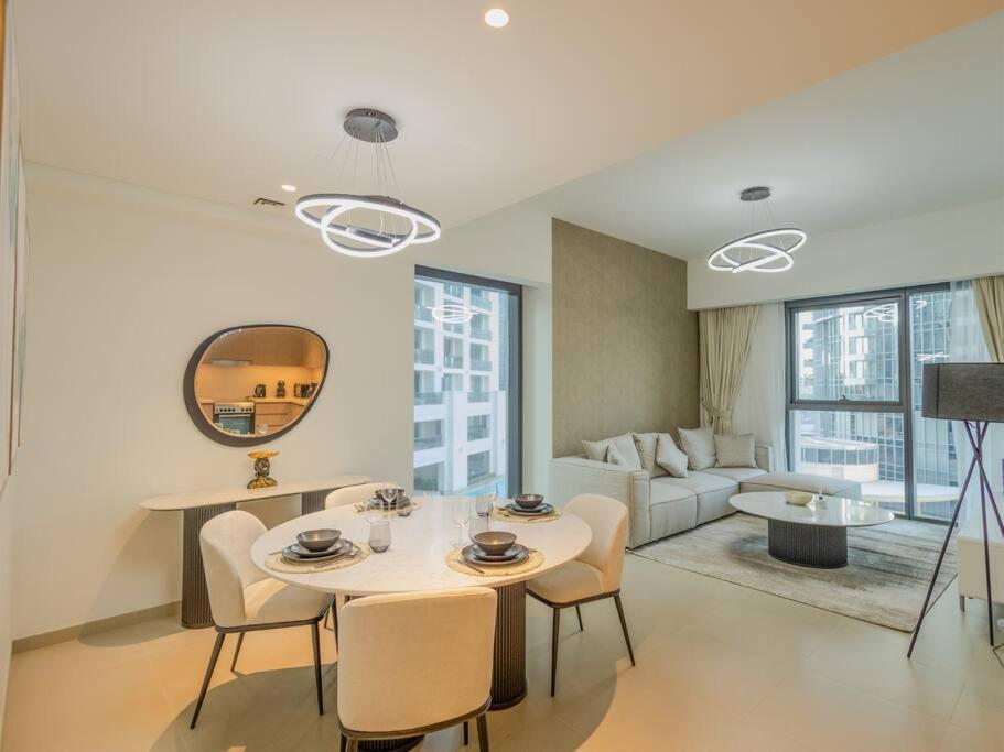 Mh- Stuning 2 Bedroom - Act Tower - Burj View - Downtown Ref501 Apartment