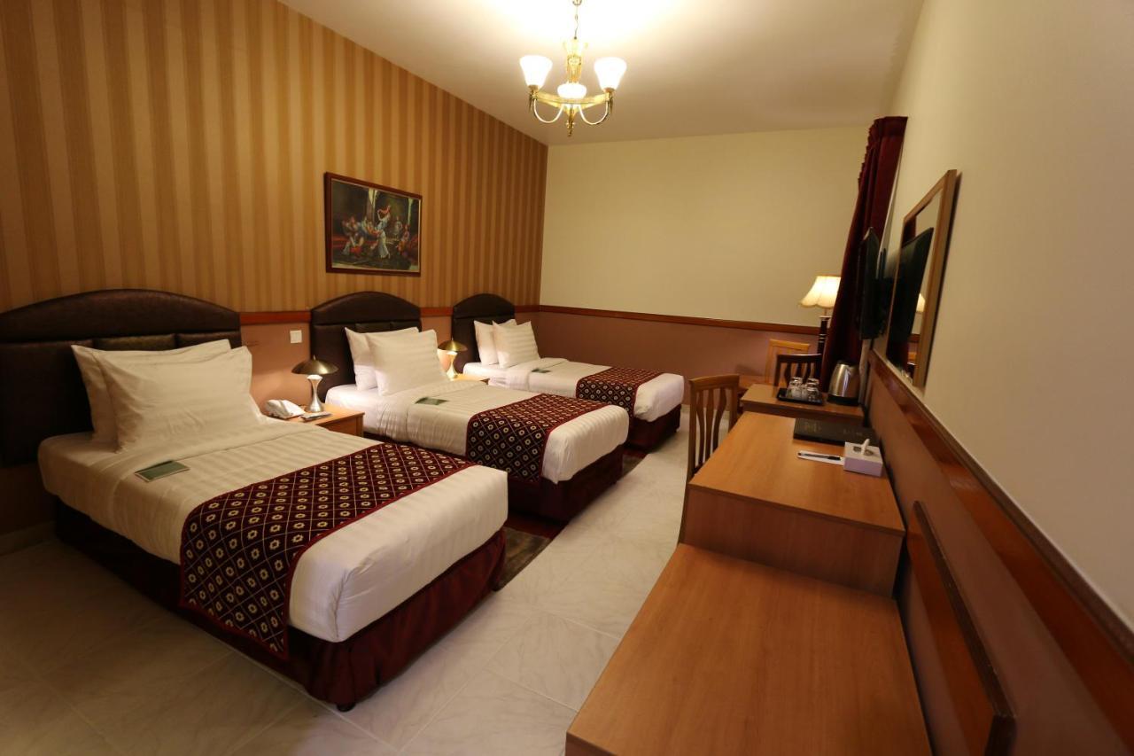 Hotel New California
