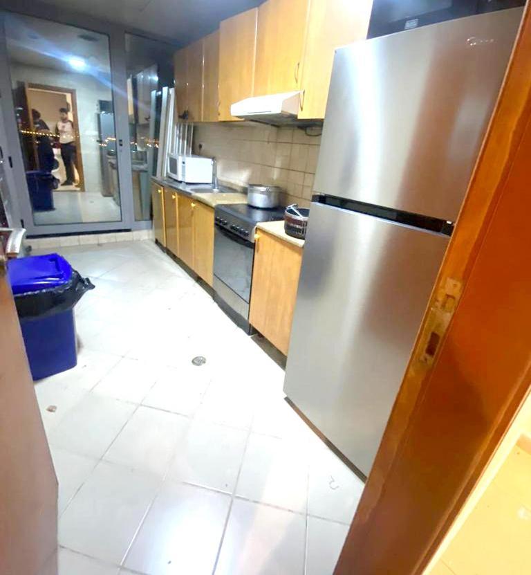Homestay Beautiful Partition Strip In Barsha Heights *