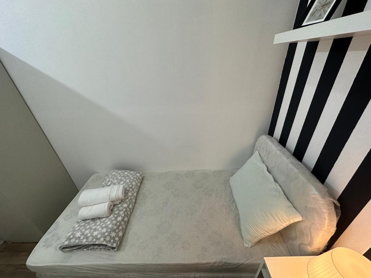 Beautiful Partition Strip In Barsha Heights * Dubai
