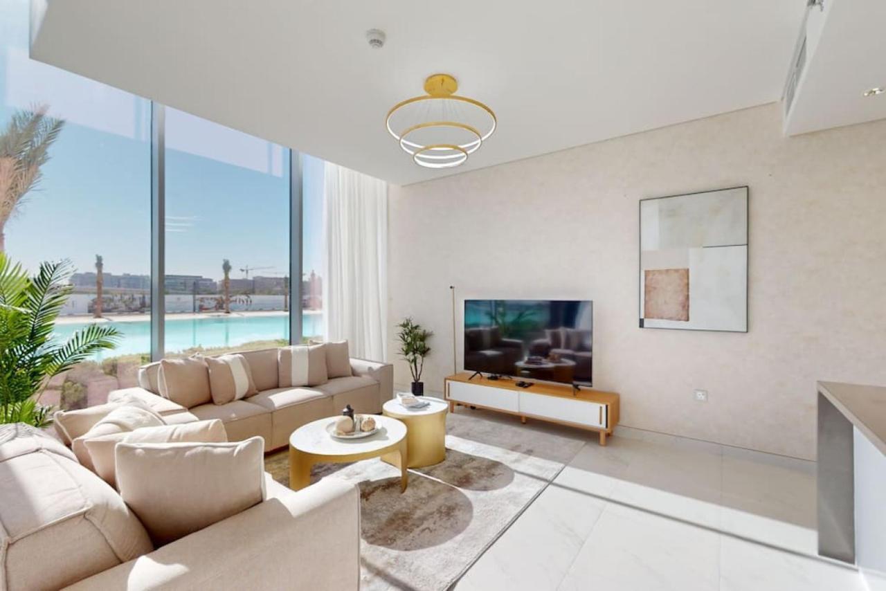 Residences 21- Classy Two Bedroom Dubai