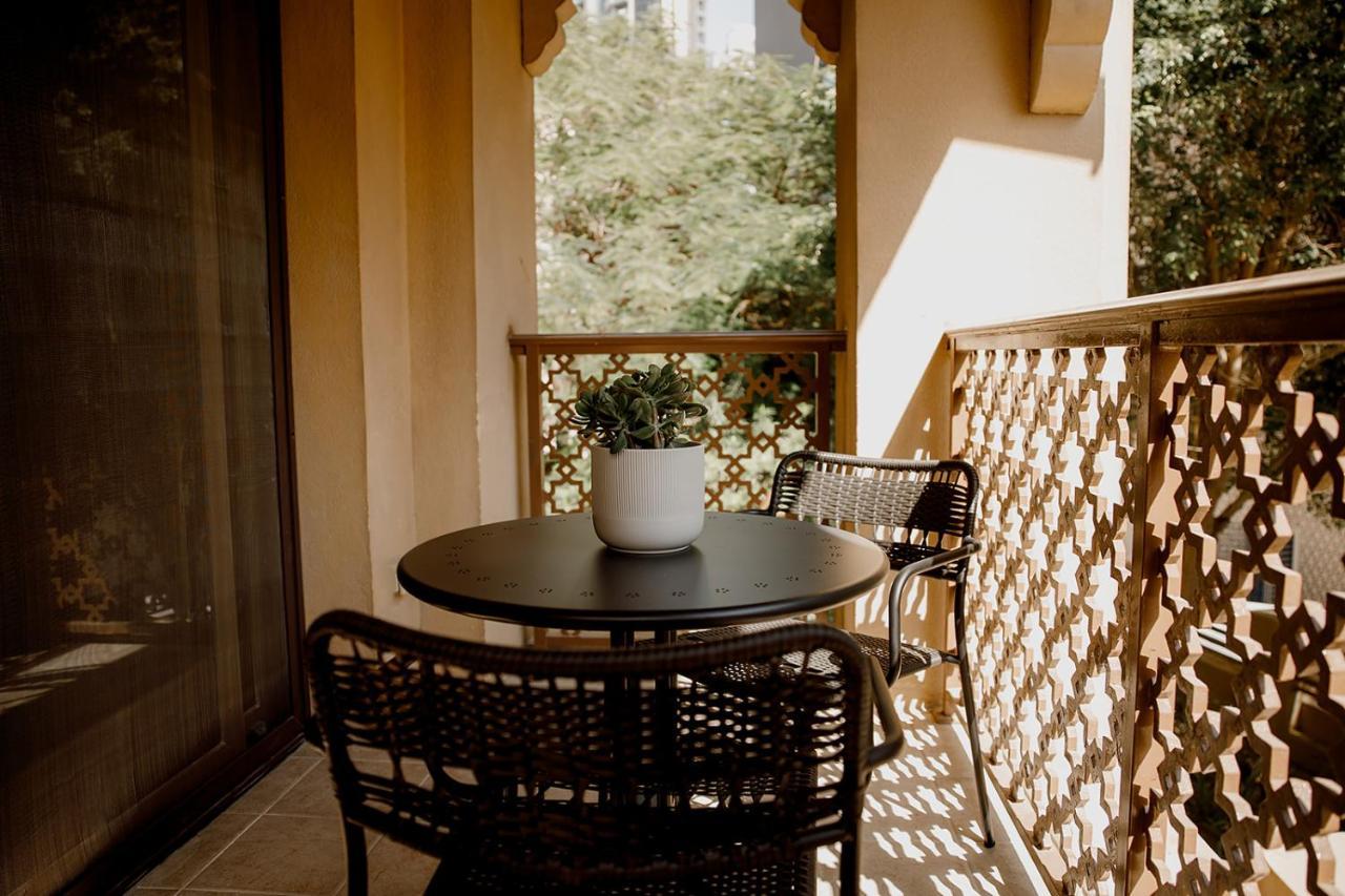 Apartment Cozy 1-br In Old Town Near Burj Khalifa Dubai