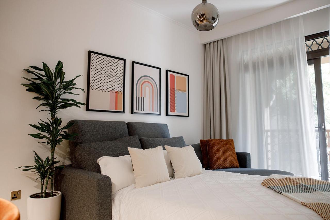 Cozy 1-br In Old Town Near Burj Khalifa *