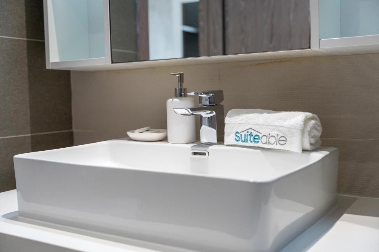 Dive Into Luxury At Liv - Suiteable Apartment Dubai