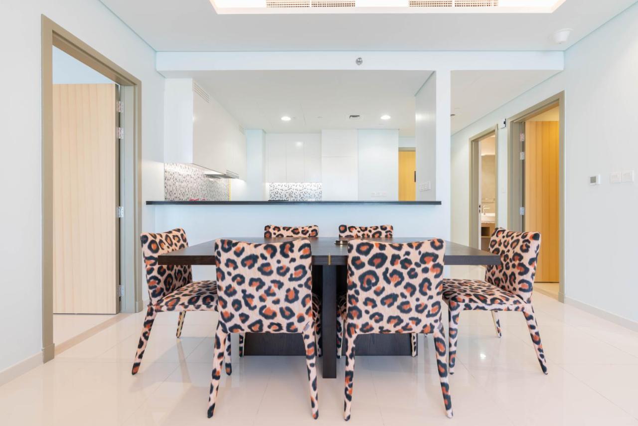 Lux Paramount Midtown I Ocean View Apartment