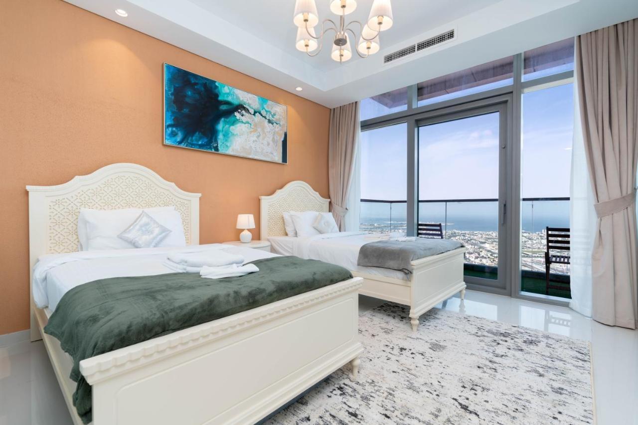 Lux Paramount Midtown I Ocean View Apartment Dubai