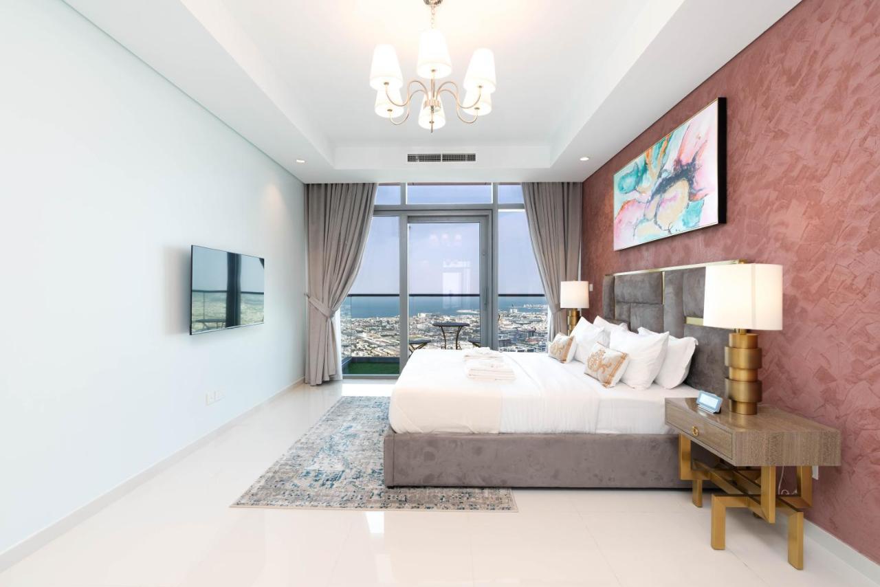 Lux Paramount Midtown I Ocean View