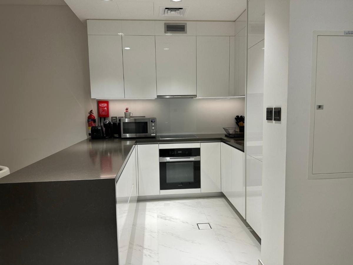 Oraya - Skyline Serenity At 1br In District One