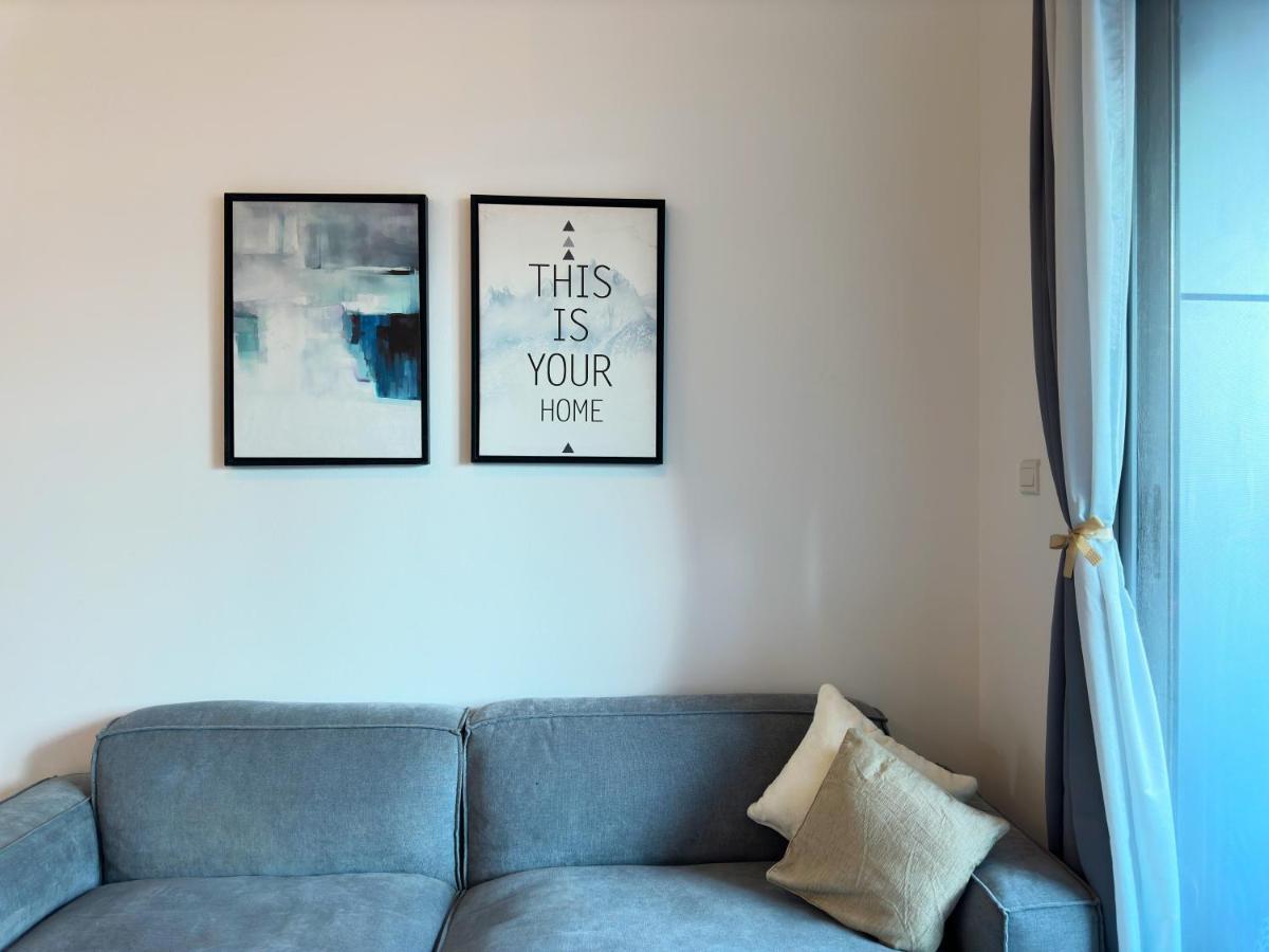 Apartment Luxury & Centric Flat With Balcony Views In Marina Dubai