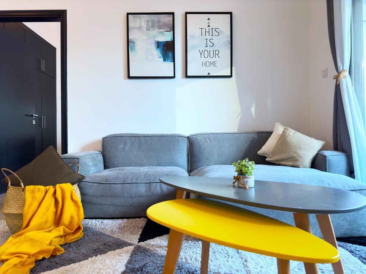 Luxury & Centric Flat With Balcony Views In Marina Apartment *