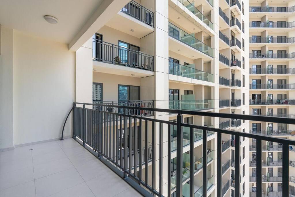 The View 1 Bedroom * Dubai
