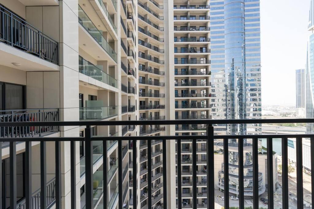 The View 1 Bedroom *