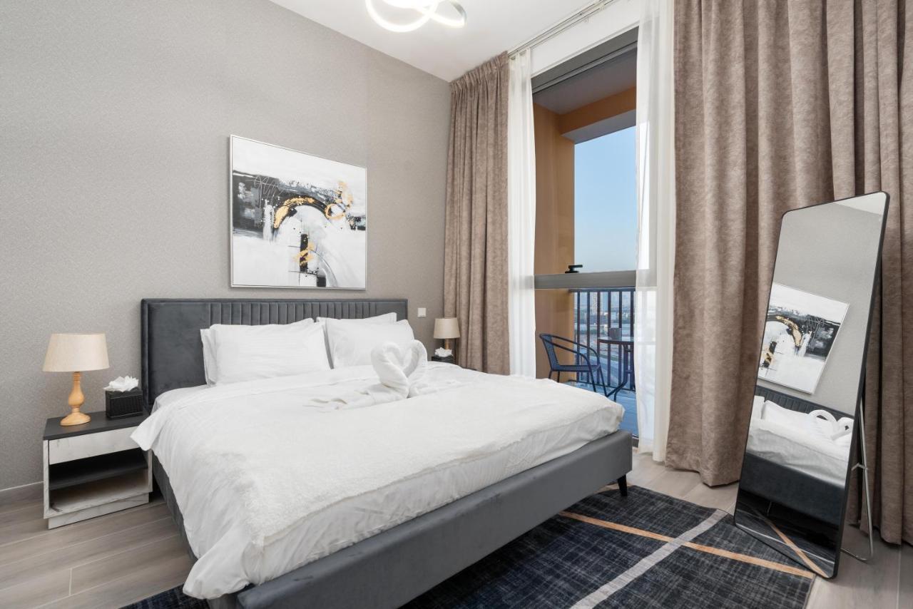White Sage - Brand New With Panoramic New Views Dubai