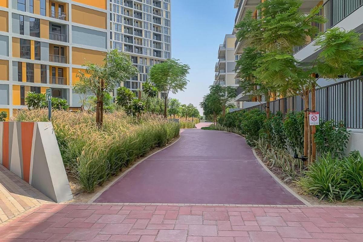 White Sage - Brand New With Panoramic New Views Apartment *