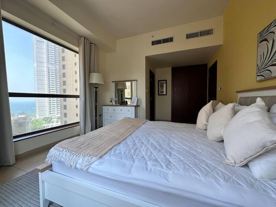 Apartment Sun, Sand, And Fun - King Bed, Sofa Bed! Sleeps 4 Dubai