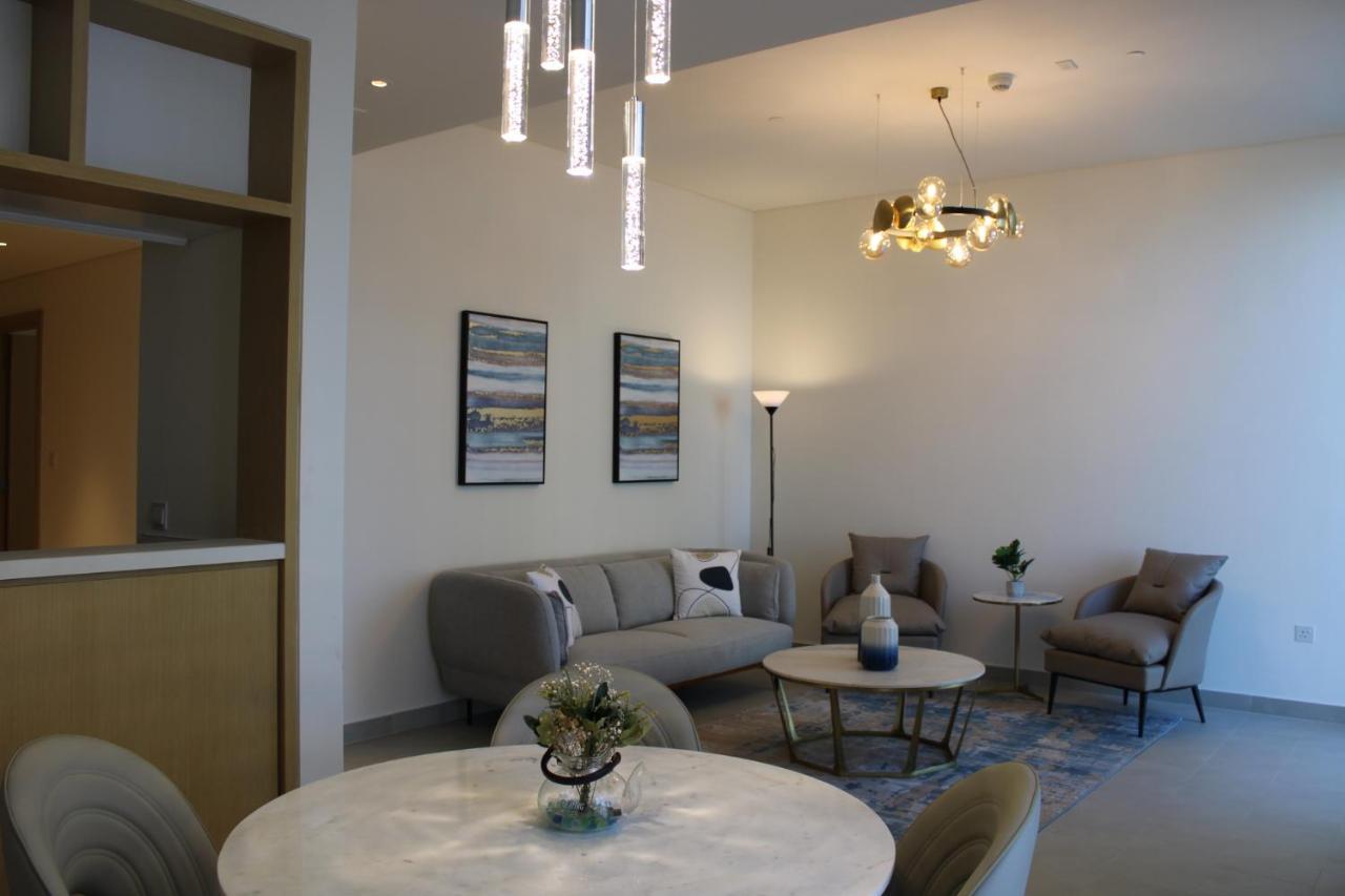 Svizona Premium 2 Bed I Panoramic Creek Views Apartment *