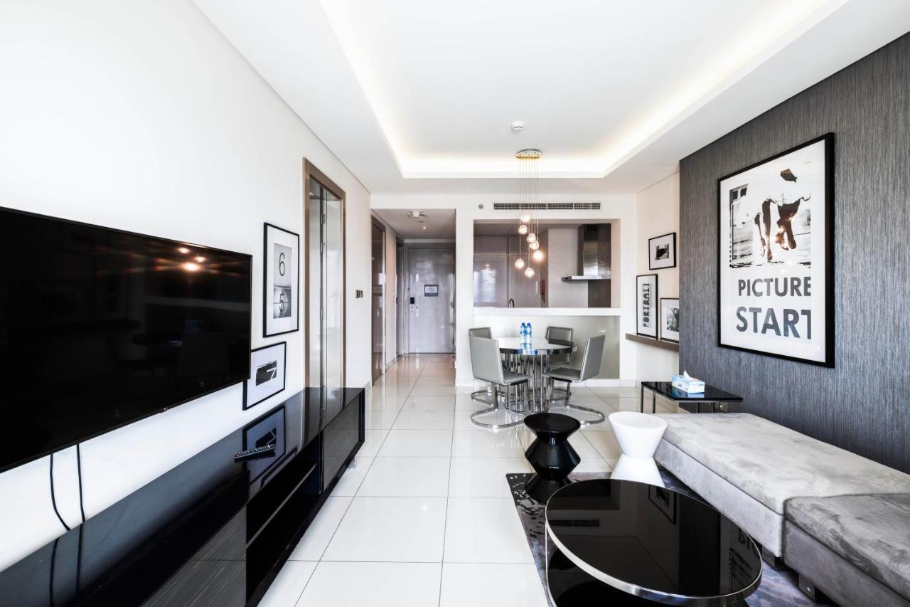 Paramount Towers - Elegant Apartment Dubai