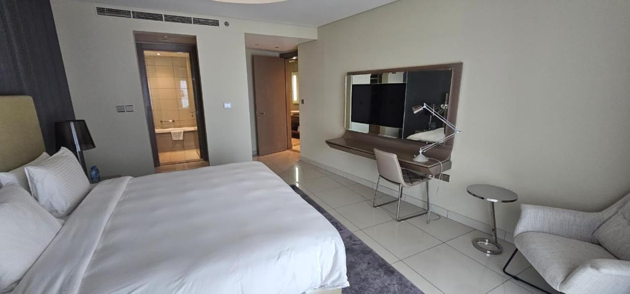 Apartment Paramount Towers - Elegant Dubai