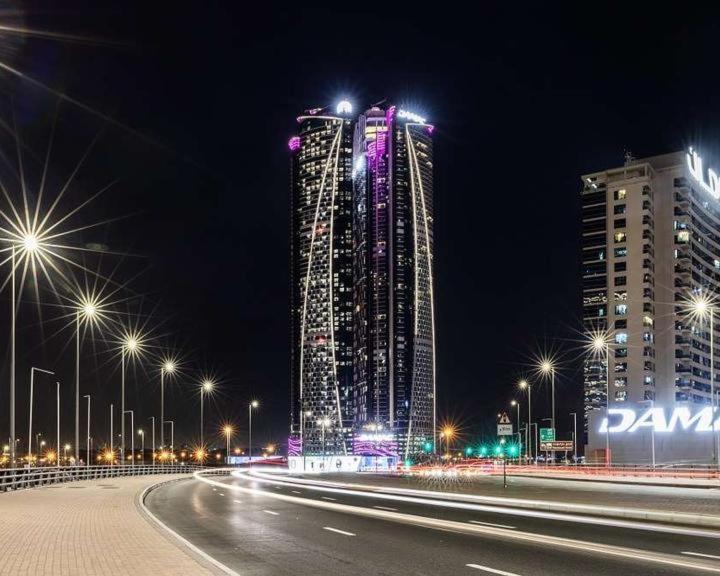 Paramount Towers - Elegant Apartment Dubai