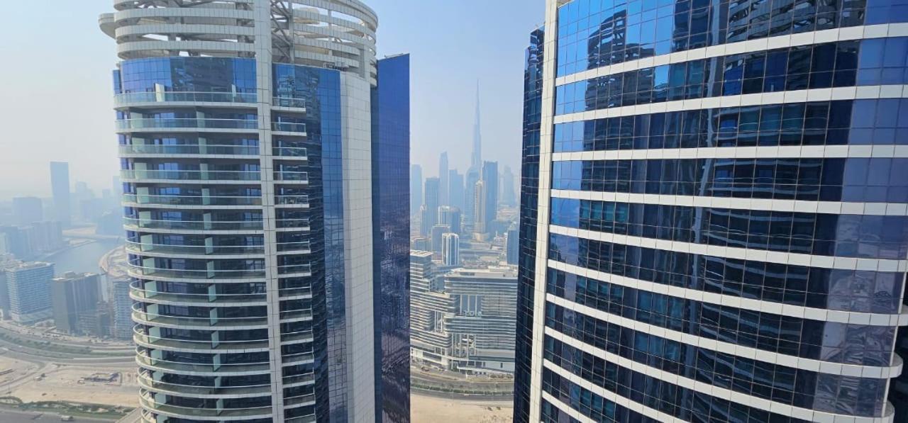 Apartment Paramount Towers - Elegant *