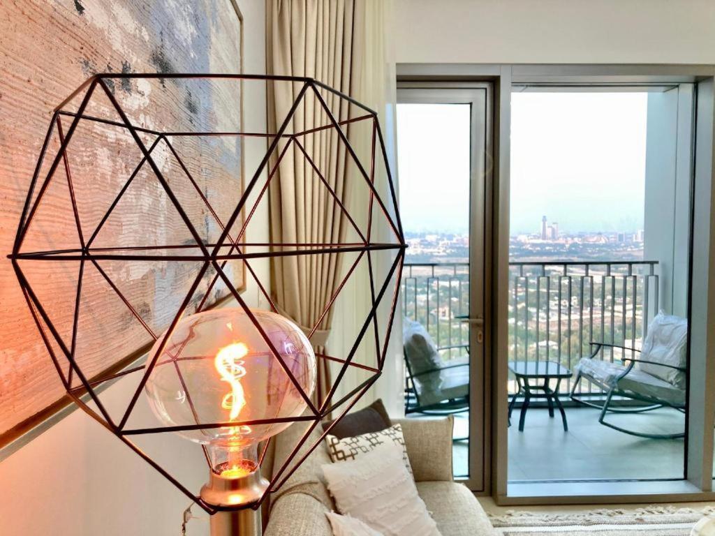 Luxurious 1-bedroom With Skyline View In Downtown Views Ii * Dubai
