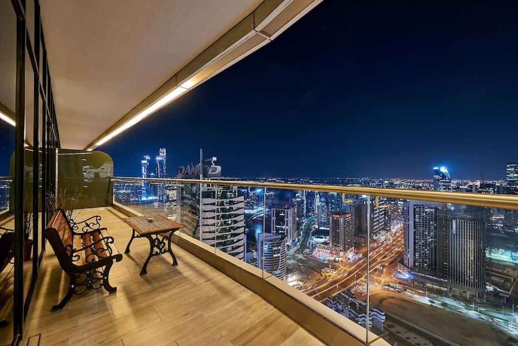 Apartment Skylight Two Bedroom Rp Heights Downton *